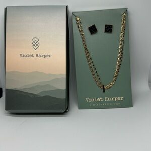 Violet Harper NIB NECKLACE & EARRING SET Black & Gold Post Earrings